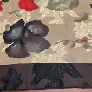 Scarf Beautiful vintage silk feel